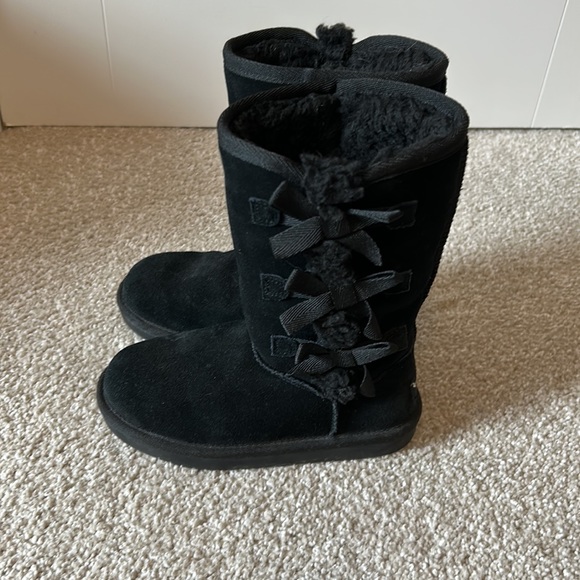 LIKE NEW Koolaburra by UGG Black Boots - Picture 4 of 9